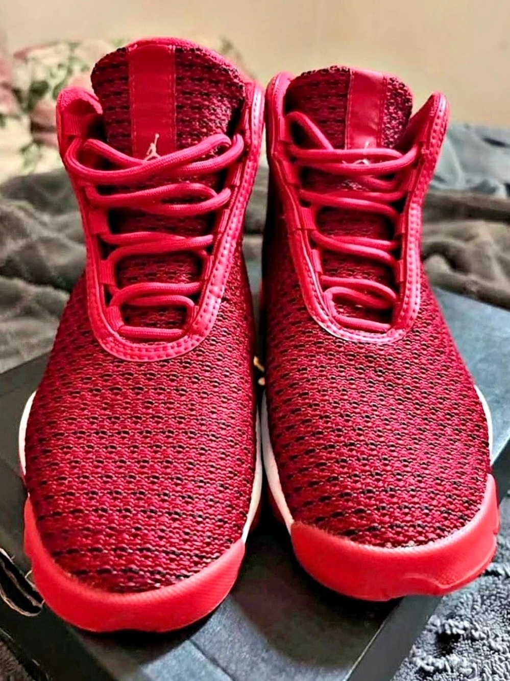 Jordan Air Jordan Future Red & White Sneakers Like New